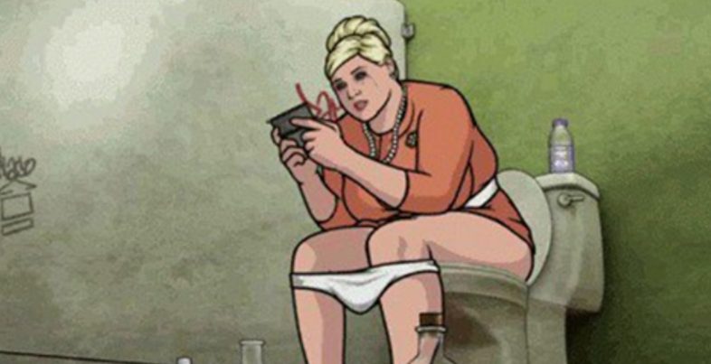 Прочитав эту статью, Вы больше никогда не возьмете телефон с собой в туалет!
