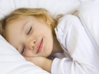 Заботливые родители никогда не позволят ребенку поздно лечь спать! Это очень опасно для него.